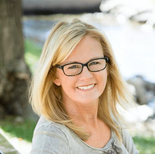 Manzanita Glow Brings Natural Ambiance Anywhere